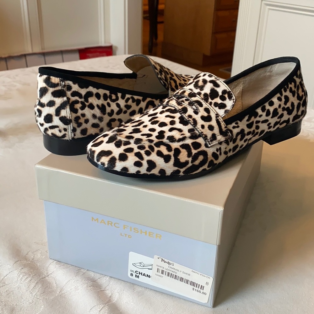 Marc Fisher ladies 8M. White leopard loafer. Faux calf hair upper.